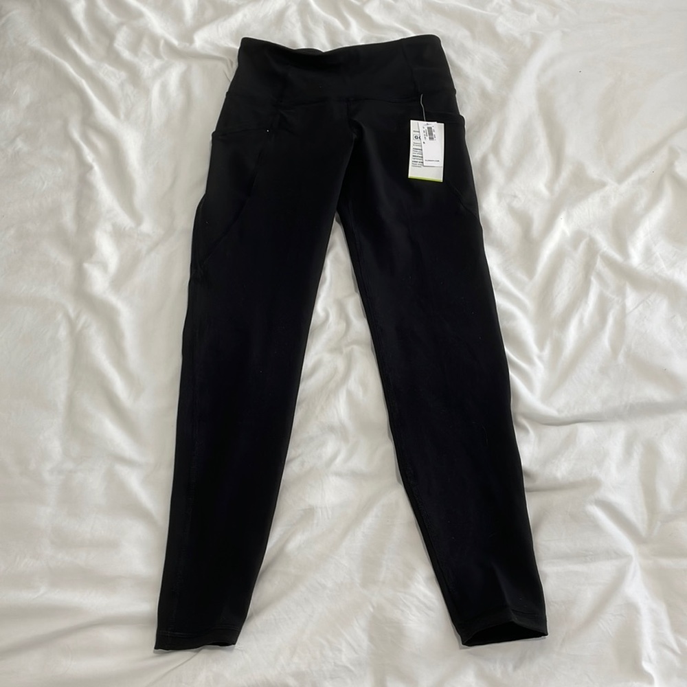 COPY - NWT Old Navy Elevate Leggings with Pockets